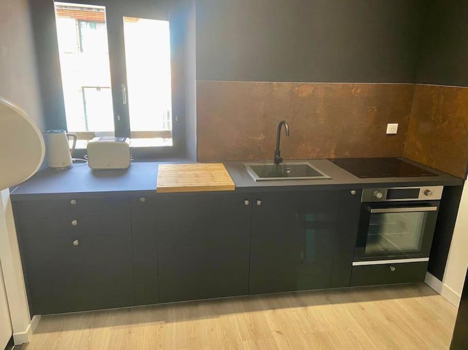 Le 23, Cocon Dans Le Centre Historique Apartment Montauban Exterior photo